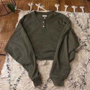AE Oversized Cropped Crewneck